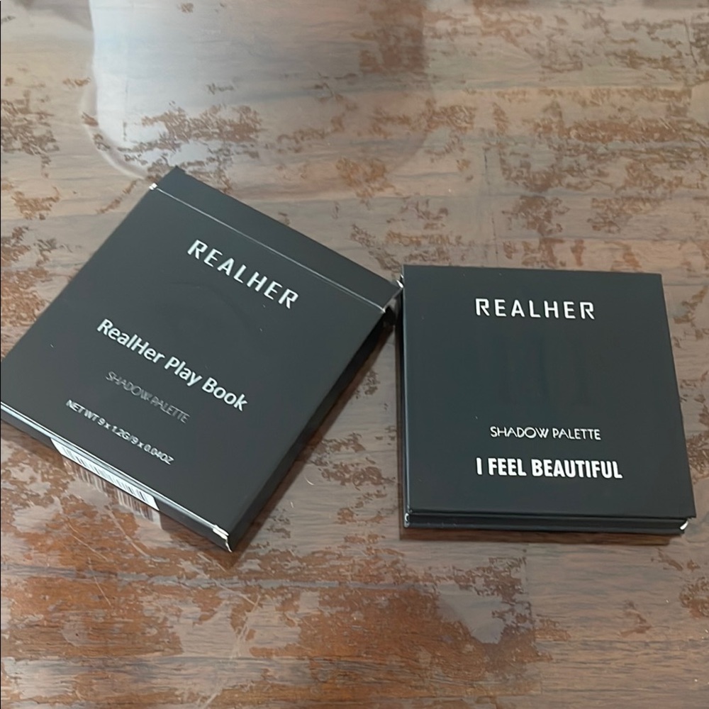 RealHer Shadow Palette - I Feel Beautiful
